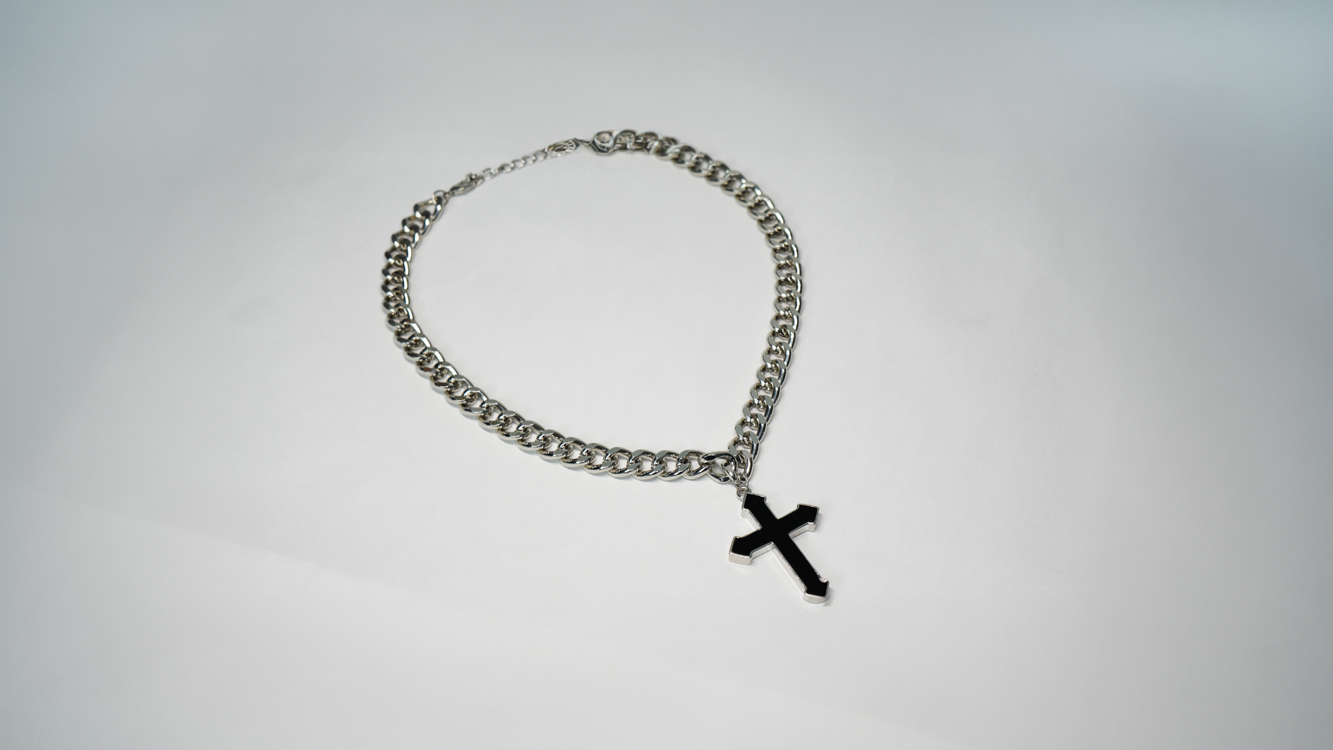 Cross chain necklace