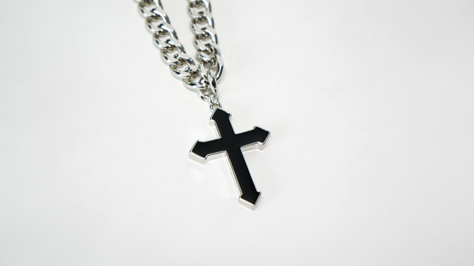 Cross chain necklace